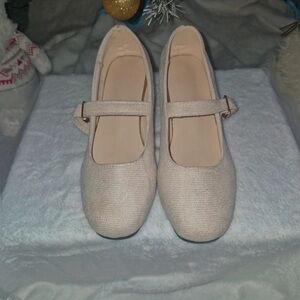 Elegant Cream Kids Dress Shoes